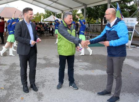 Otvoritev hodnika in kolesarske steze Cerknica  Dolenje Jezero 36 FOTO LJUBO VUKELIČ